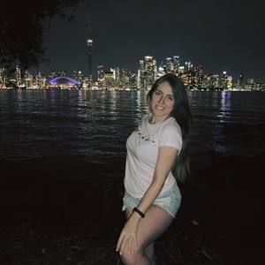 Meet your Posher, Loribeth